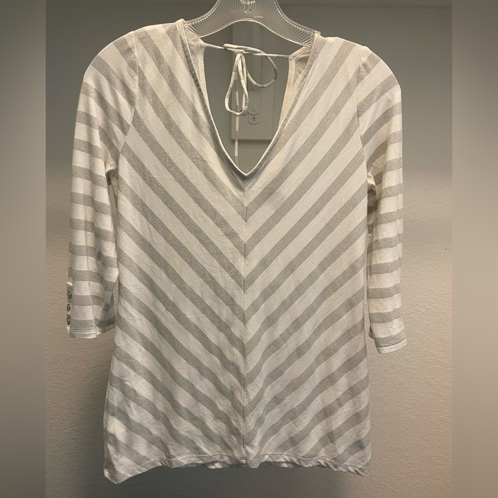 White House Black Market top